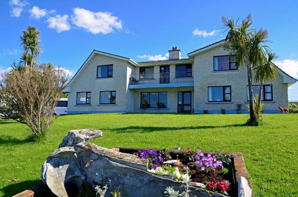 Decourcey'S Hazelbrook Farmhouse B&B Cleggan Exteriér fotografie